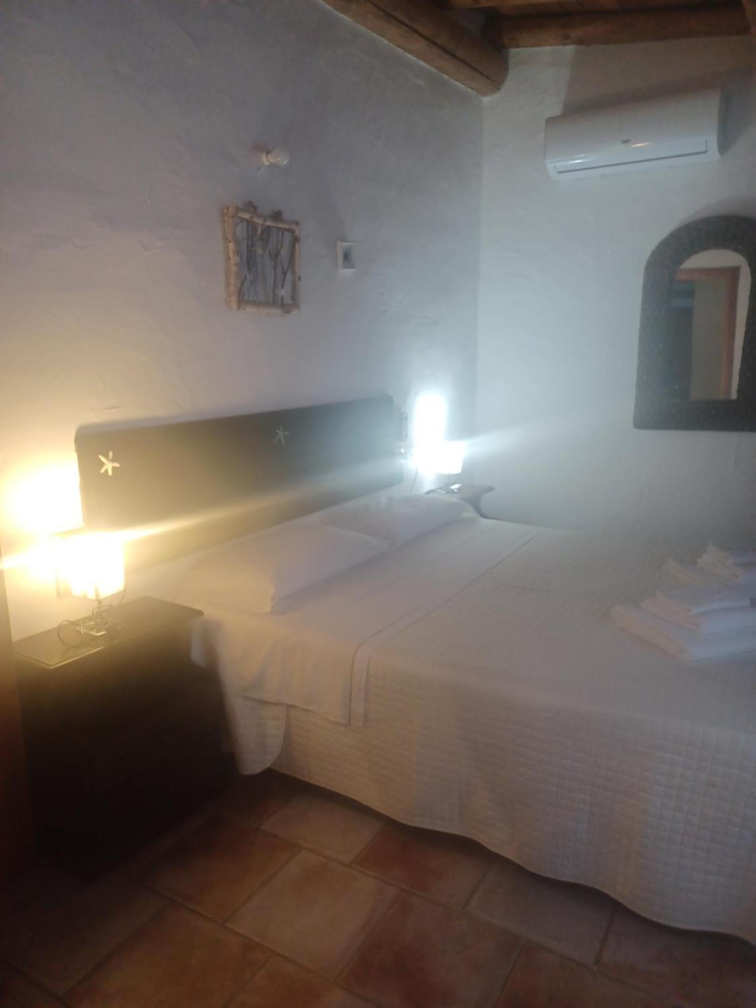 B&B Helios Il Tuo Relax In Sardegna Сан-Теодоро Екстер'єр фото