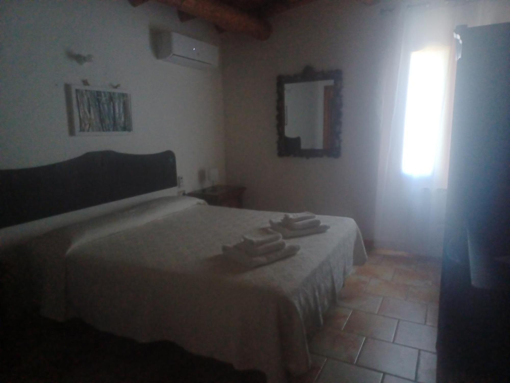B&B Helios Il Tuo Relax In Sardegna Сан-Теодоро Екстер'єр фото